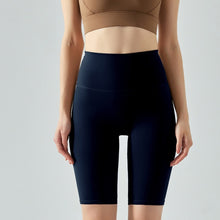 Load image into Gallery viewer, AeroSportive Crop