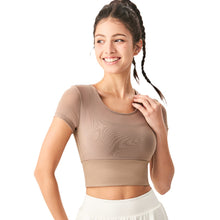 Load image into Gallery viewer, Prime Pretty Top