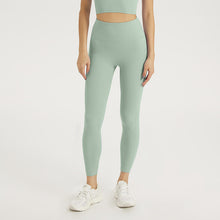 Load image into Gallery viewer, Stride Fit Tight