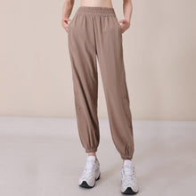 Load image into Gallery viewer, Stylish Act Jogger