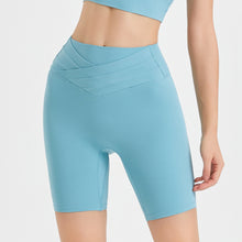 Load image into Gallery viewer, Ezy Move Crop Tight