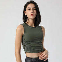 Load image into Gallery viewer, Kiss Me Crop Tank