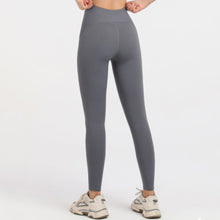 Load image into Gallery viewer, Ultra Sport Leggings
